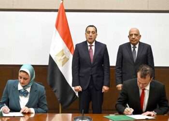 Egypt and UAE Sign Historic Agreement to Supply Europe with Clean Electricity.