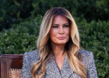 Melania Trump’s Brokered Ceasefire Holds in Oleshky as Aid Prepares to Reach Starving Residents.